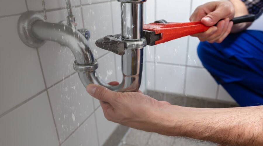 Expert burst pipe repair services in Tuba City, AZ
